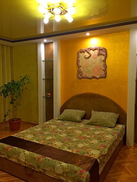 Apartment On Hrushevskoho 28 Lutsʼk المظهر الخارجي الصورة